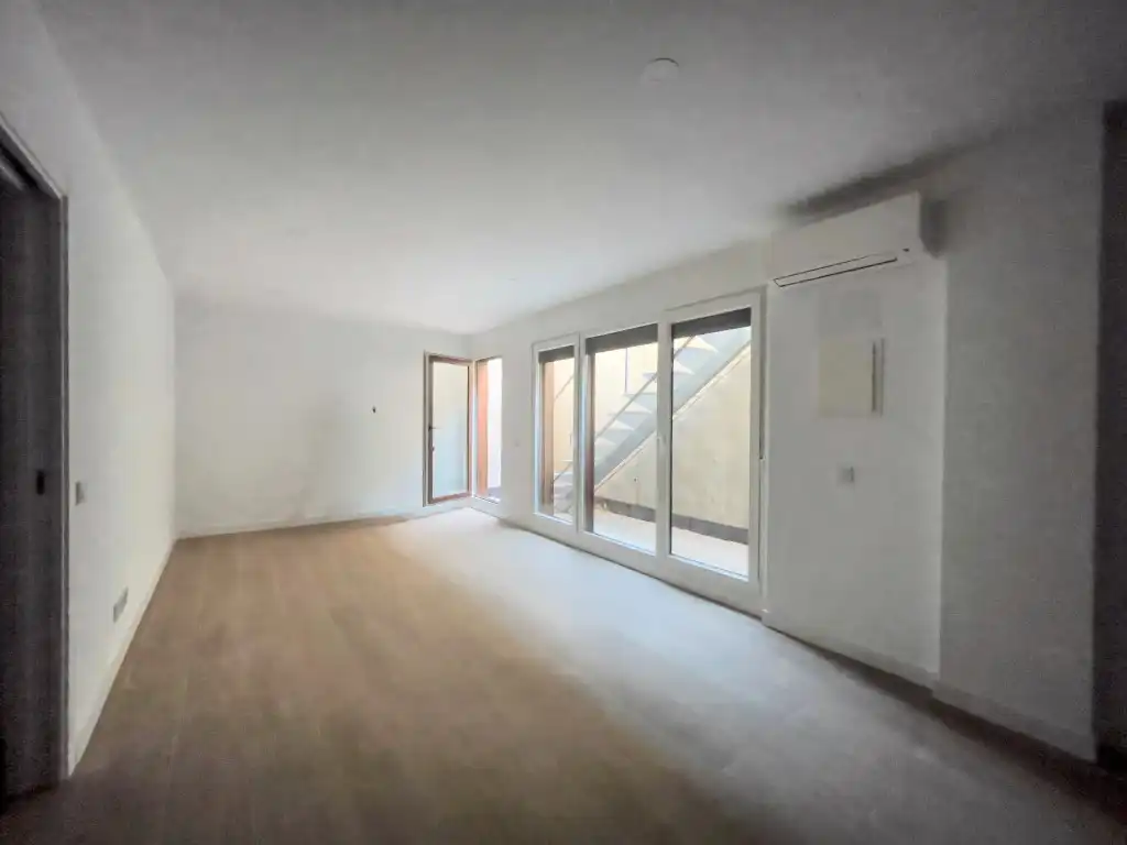 Ground floor for rent in Calle Libertad De La, La Navata