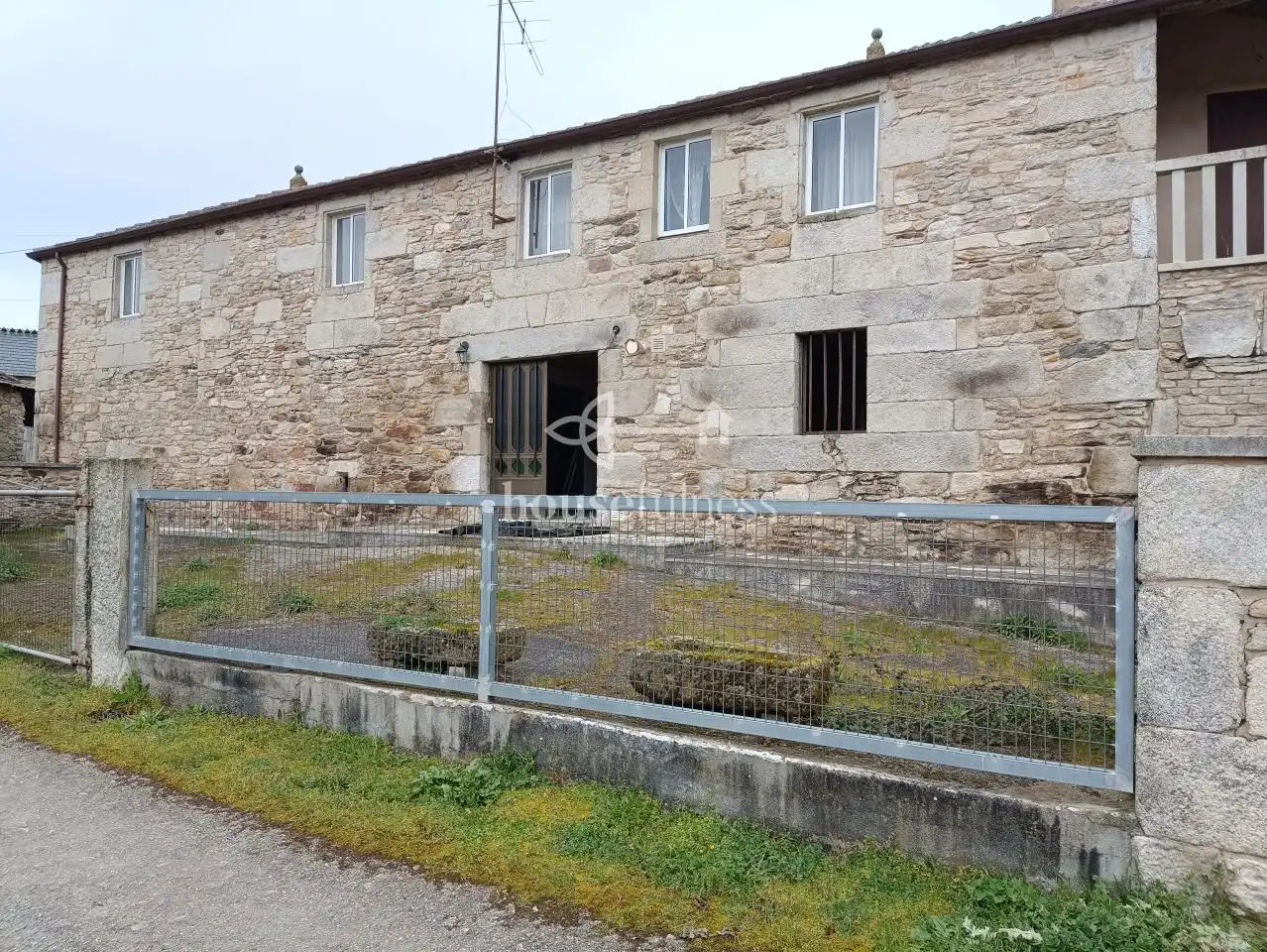 Vista exterior de Finca rústica en venta en Friol con Calefacción, Jardín privado y Terraza