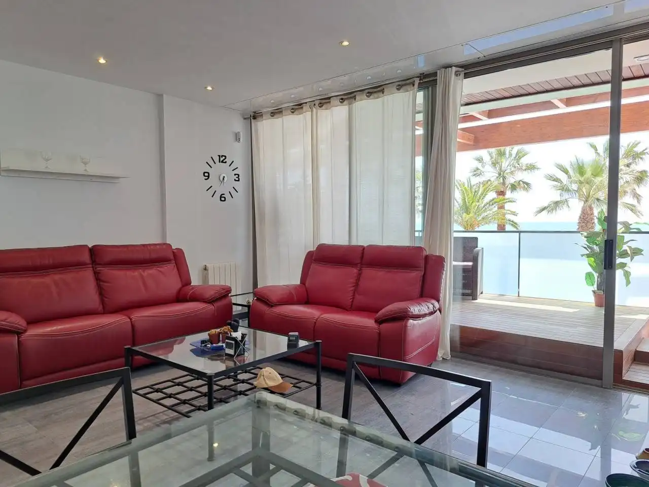 Sala de estar de Piso de alquiler en Cubelles con Aire acondicionado, Calefacción y Terraza