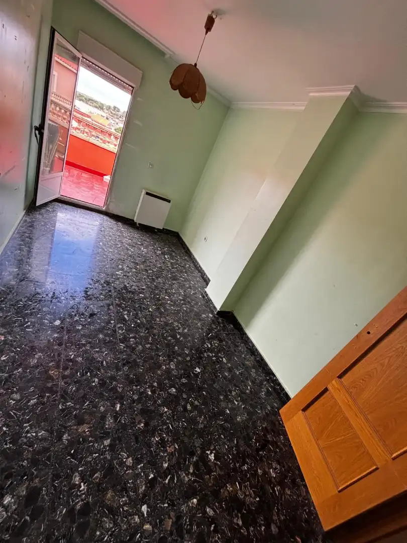 Wohnung zum Verkauf in Quintanar del Rey mit Klimaanlage, Heizung und Terrasse