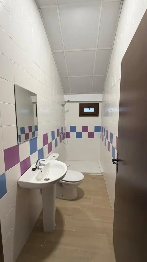 Bathroom of Houses for sale in Cuevas Bajas  with Swimming Pool and Balcony