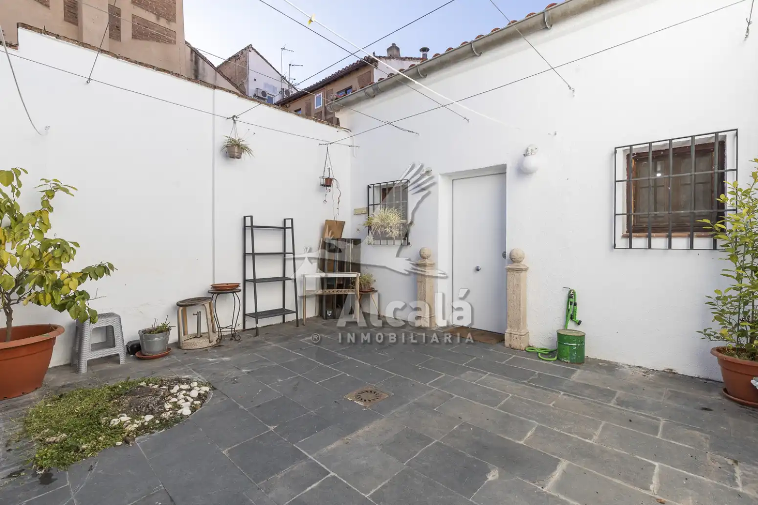 Garden of Houses for sale in Alcalá de Henares  with Air Conditioner, Heating and Private garden