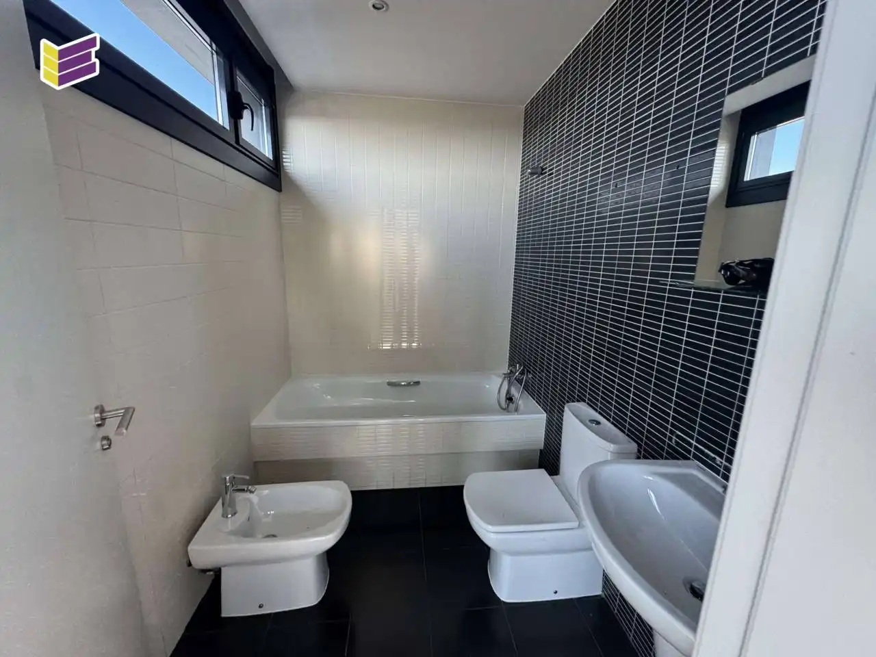 Baño de Dúplex en venta en Baiona con Terraza, Trastero y Balcón