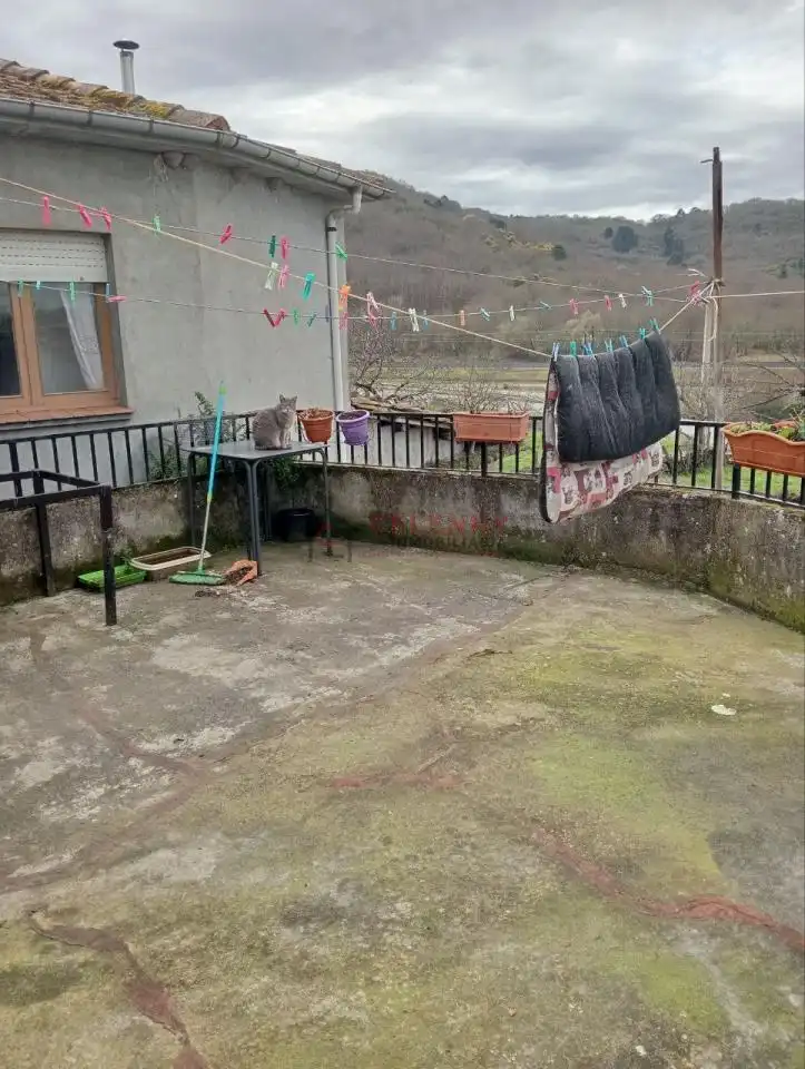 Terrasse von Einfamilien-Reihenhaus zum Verkauf in Allariz mit Heizung, Terrasse und Abstellraum