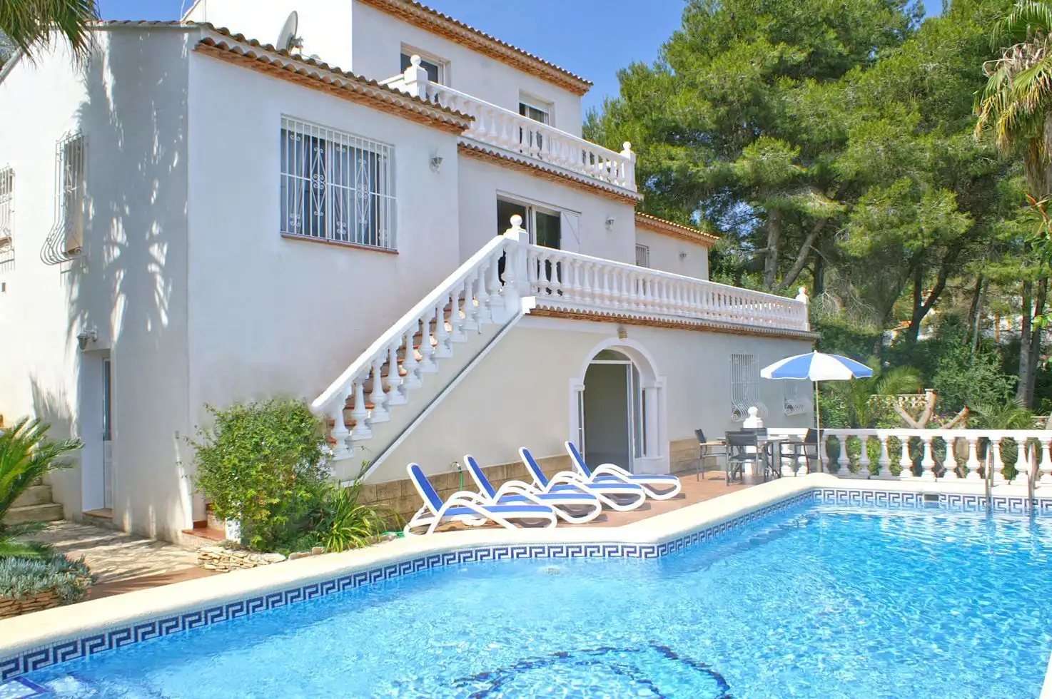 Haus mit Garten zum Verkauf in El Montgó