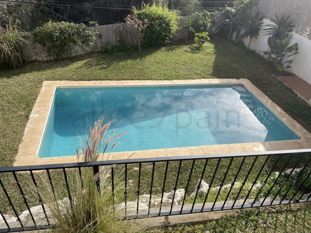 Piscina de Casa o xalet en venda en Benalmádena