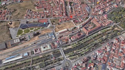 Foto 4 de Edifici en venda a Calle Gómez Salazar, La Vega - La Sal, León Capital