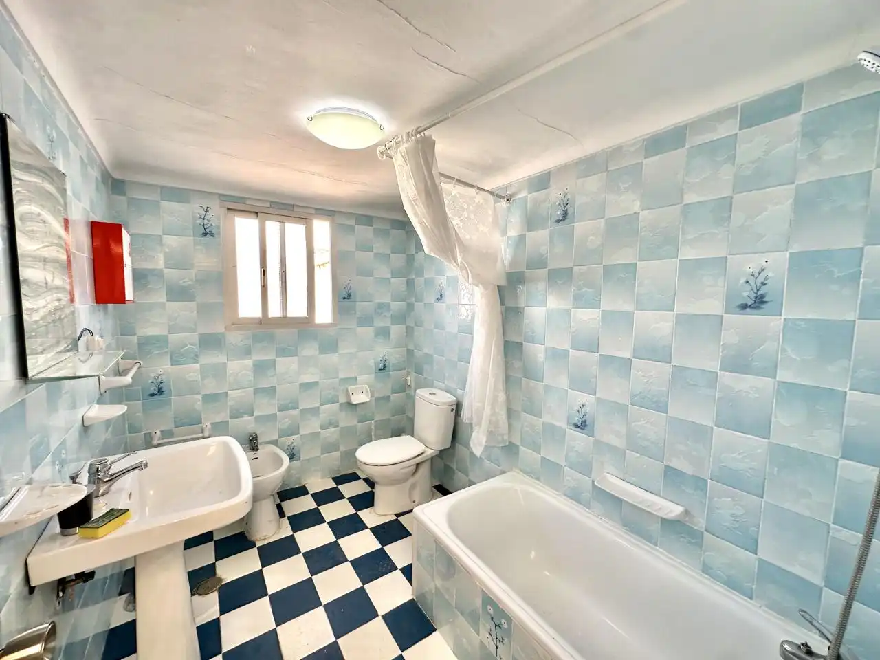 Baño de Casa o chalet en venta en Antequera con Aire acondicionado, Jardín privado y Parquet