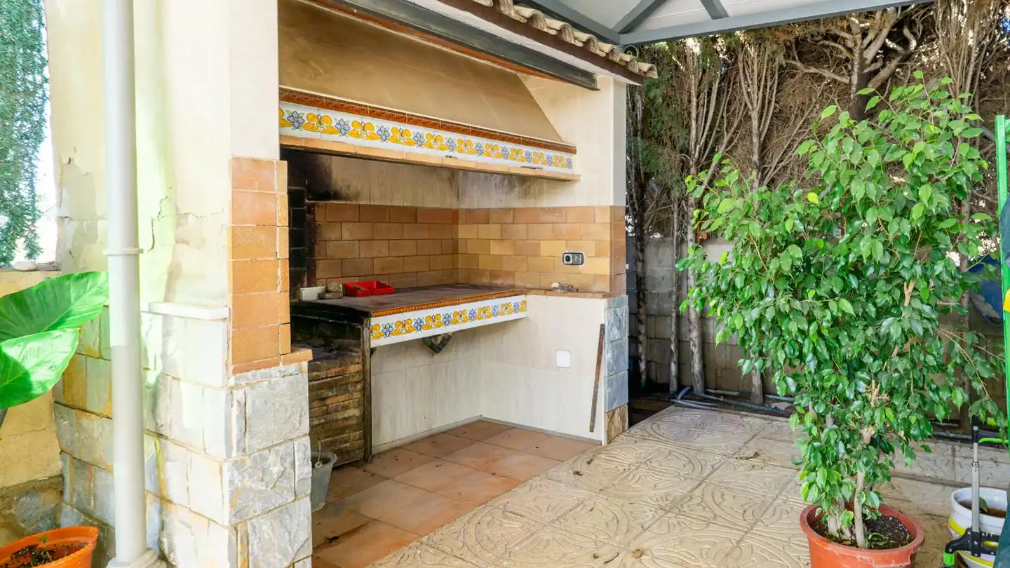 Cocina de Casa o chalet en venta en Crevillent con Aire acondicionado, Jardín privado y Terraza
