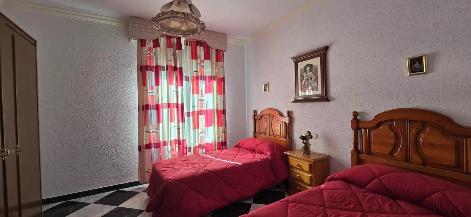 Habitación de Edificio en venta en Valle de Abdalajís
