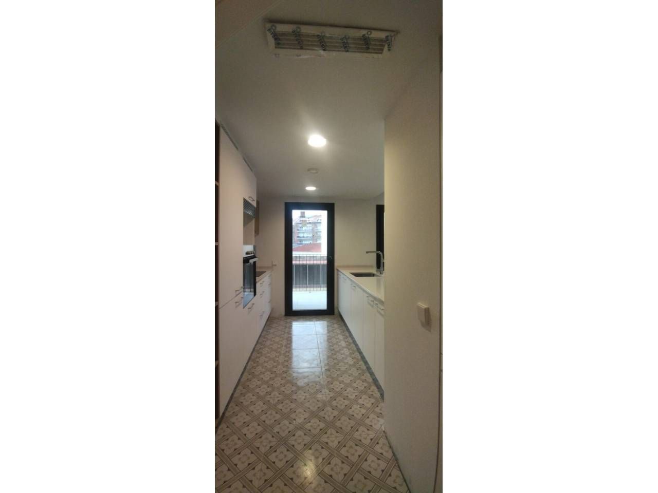 Cuina de Pis en venda en Manresa amb Aire condicionat, Calefacció i Terrassa