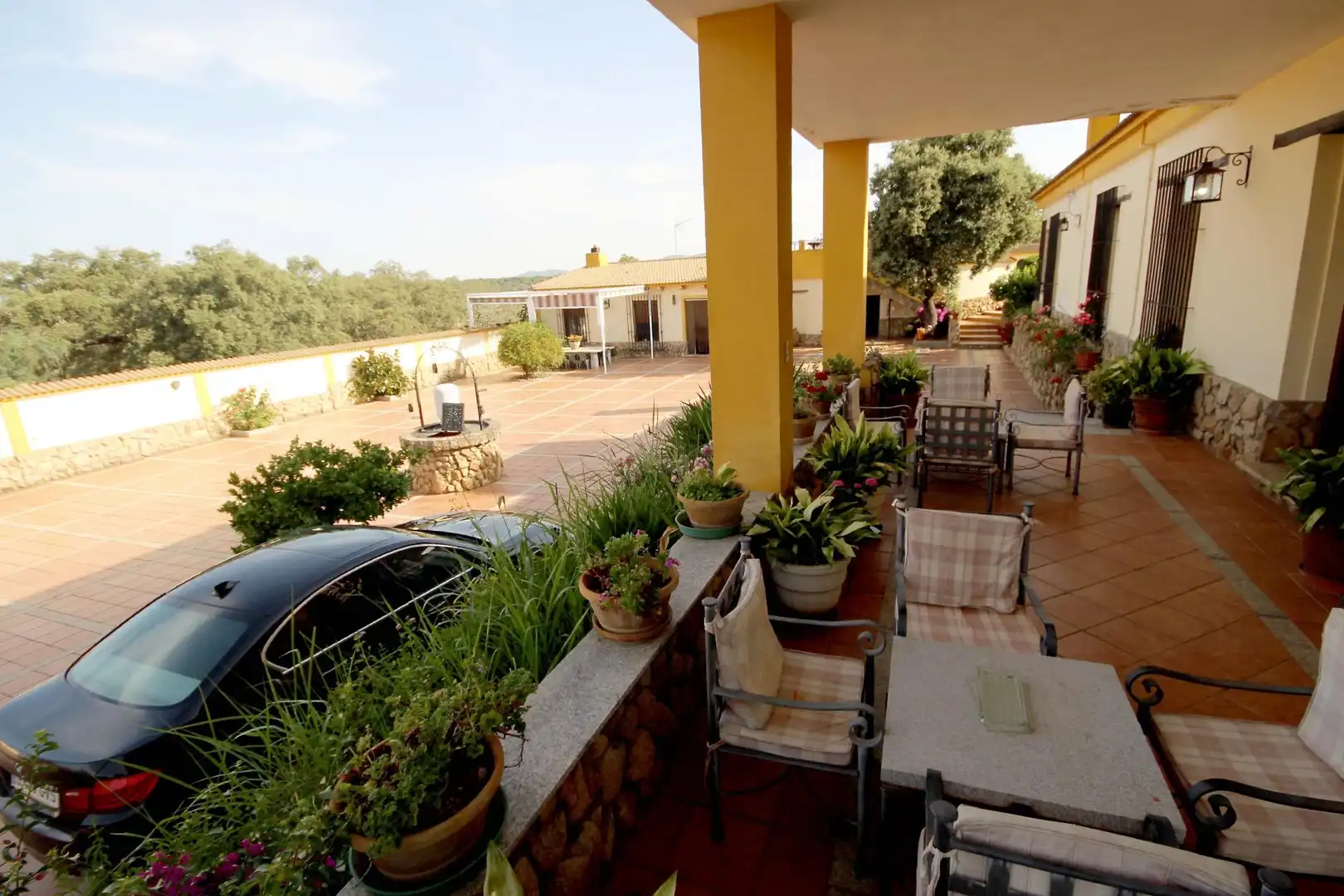 Terraza de Finca rústica en venta en Alcuéscar con Aire acondicionado