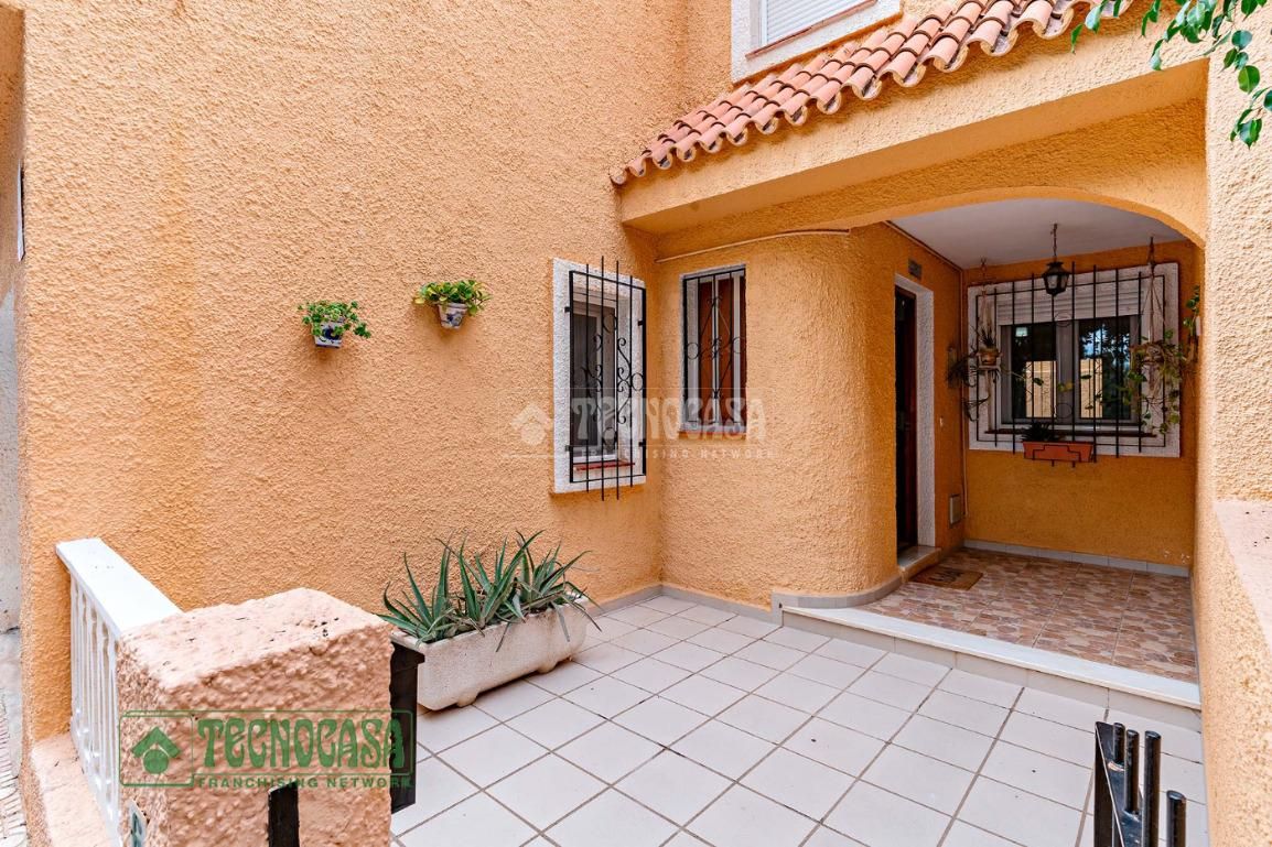 Single-family semi-detached for sale in Roquetas de Mar  with Air Conditioner, Terrace and Balcony