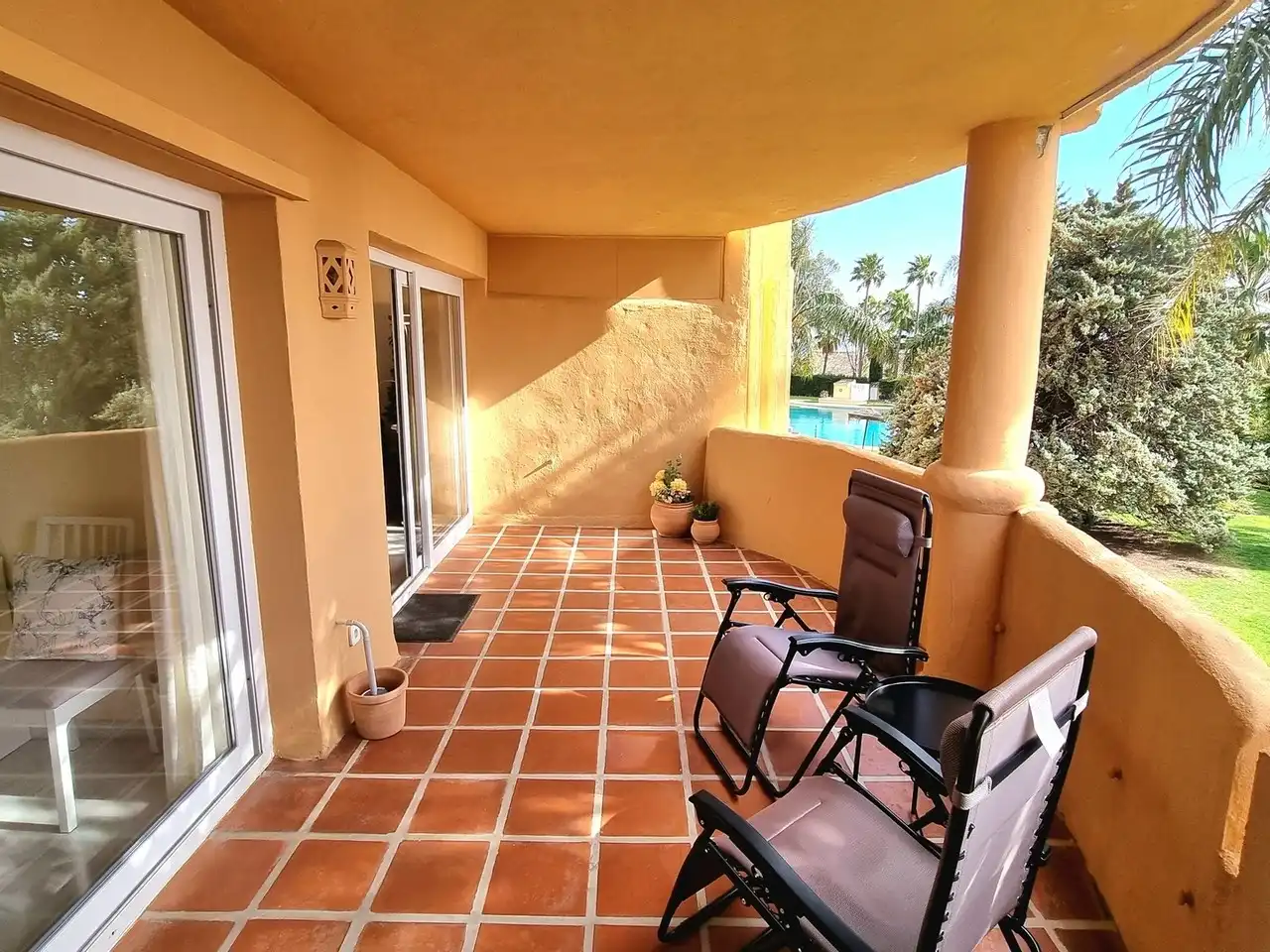 Apartament amb piscina en venda a Calahonda, imagen 5