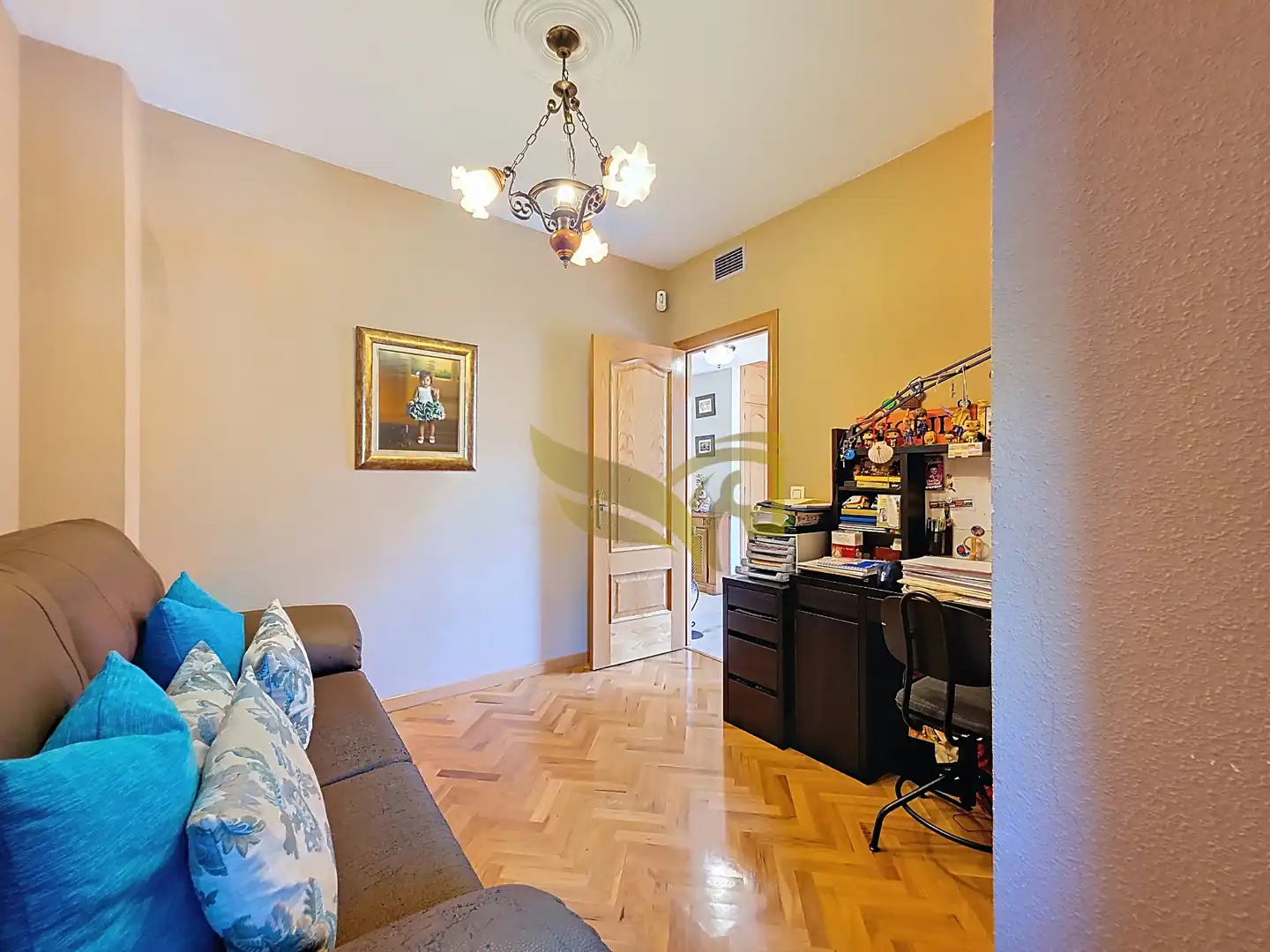 Habitación de Casa adosada en venta en Aranjuez con Aire acondicionado, Calefacción y Jardín privado