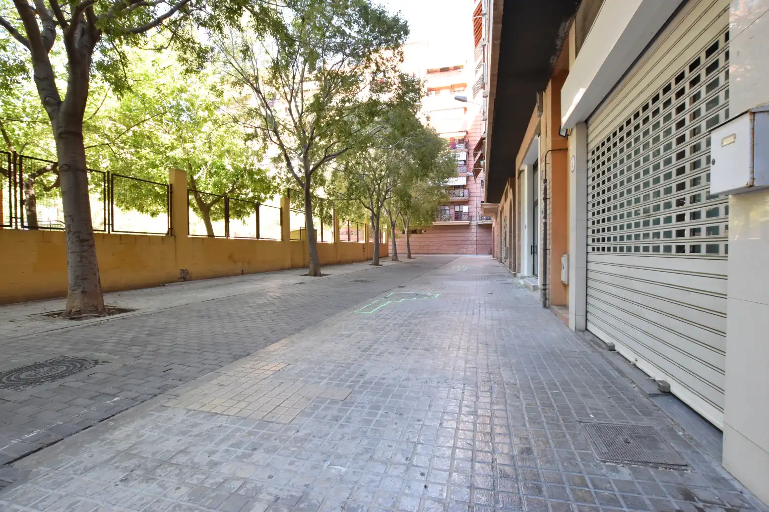 Exterior view of Commercial properties for sale in Valencia