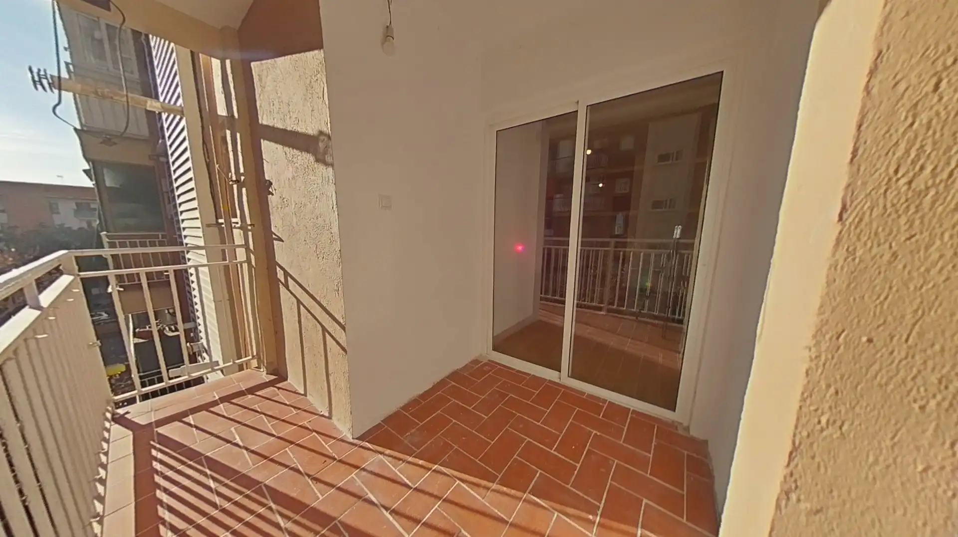 Appartamento con terrazza in vendita a Plaça de Provençana, imagen 2
