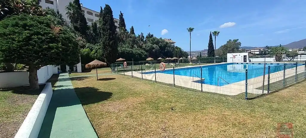 Schwimmbecken von Wohnungen zum Verkauf in Mijas mit Klimaanlage, Terrasse und Gemeinschaftspool