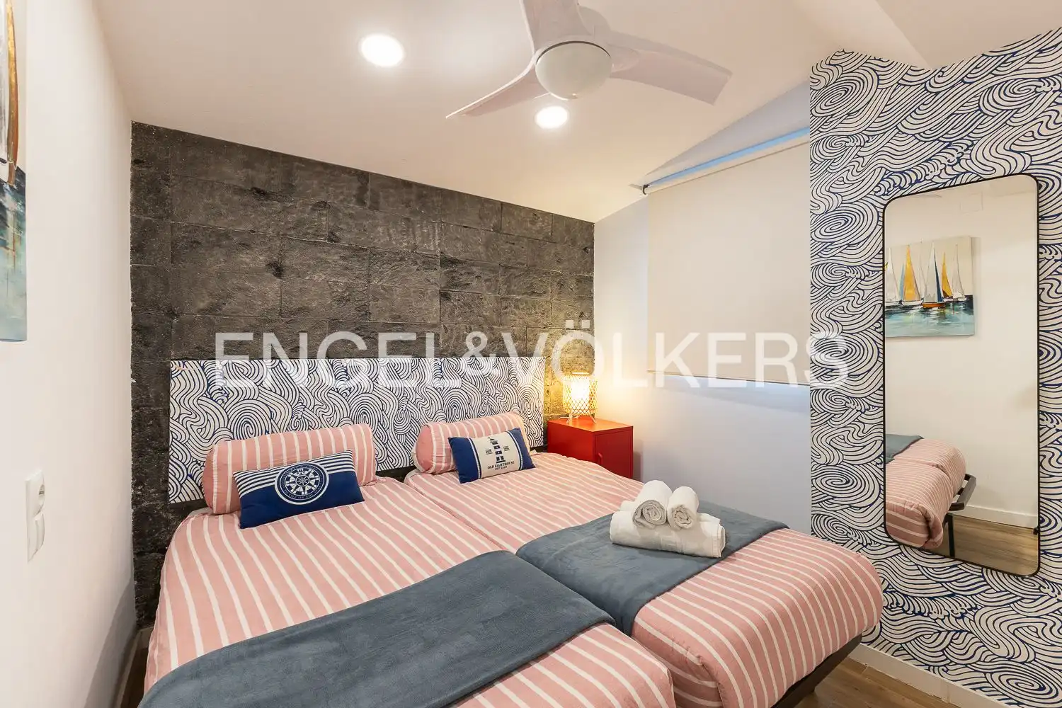Bedroom of Flat for sale in Valencia  with Air Conditioner, Heating and Parquet flooring