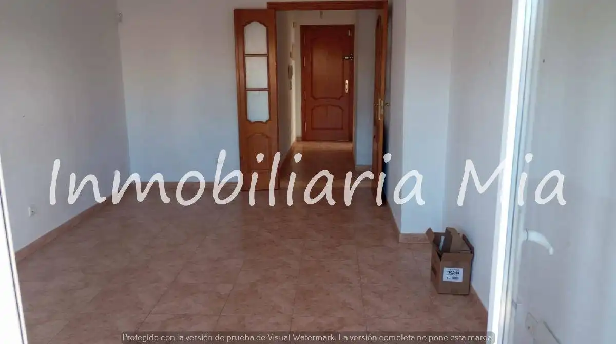 Apartament amb terrassa en venda a Casco Antiguo, imagen 2