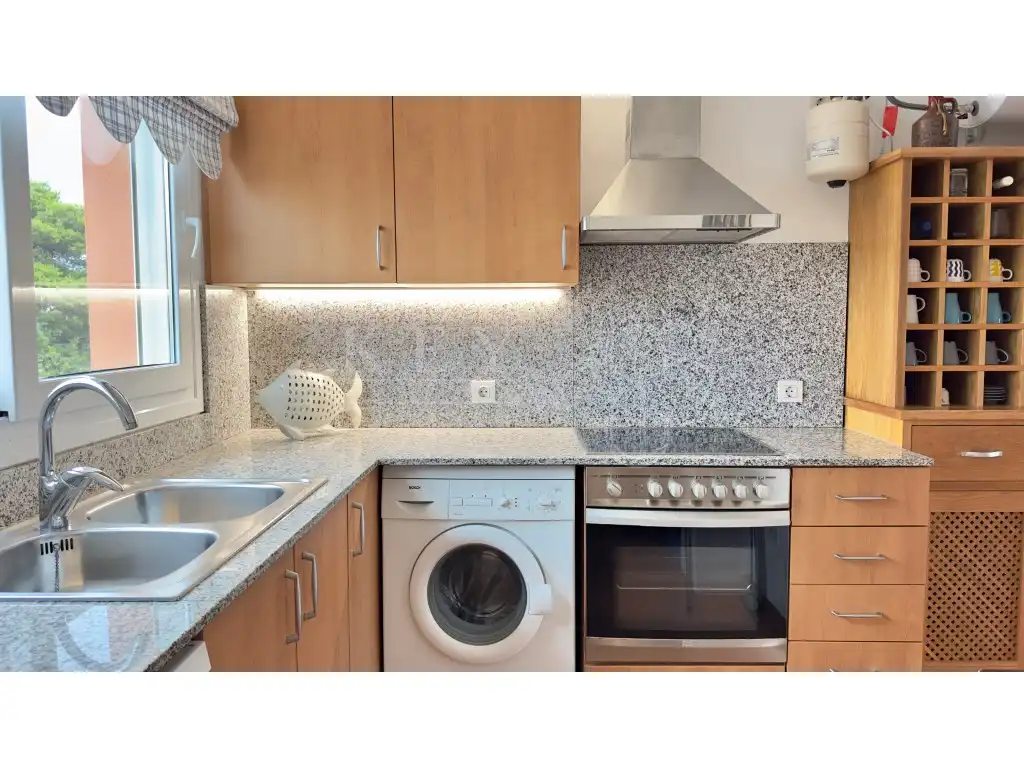 Cocina de Apartamento en venta en Ciutadella de Menorca con Aire acondicionado, Calefacción y Jardín privado