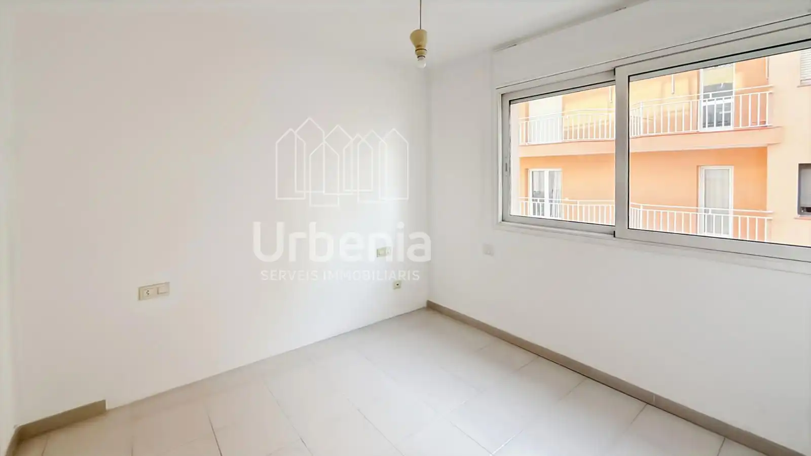 Habitación de Piso en venta en Mataró con Calefacción y Trastero