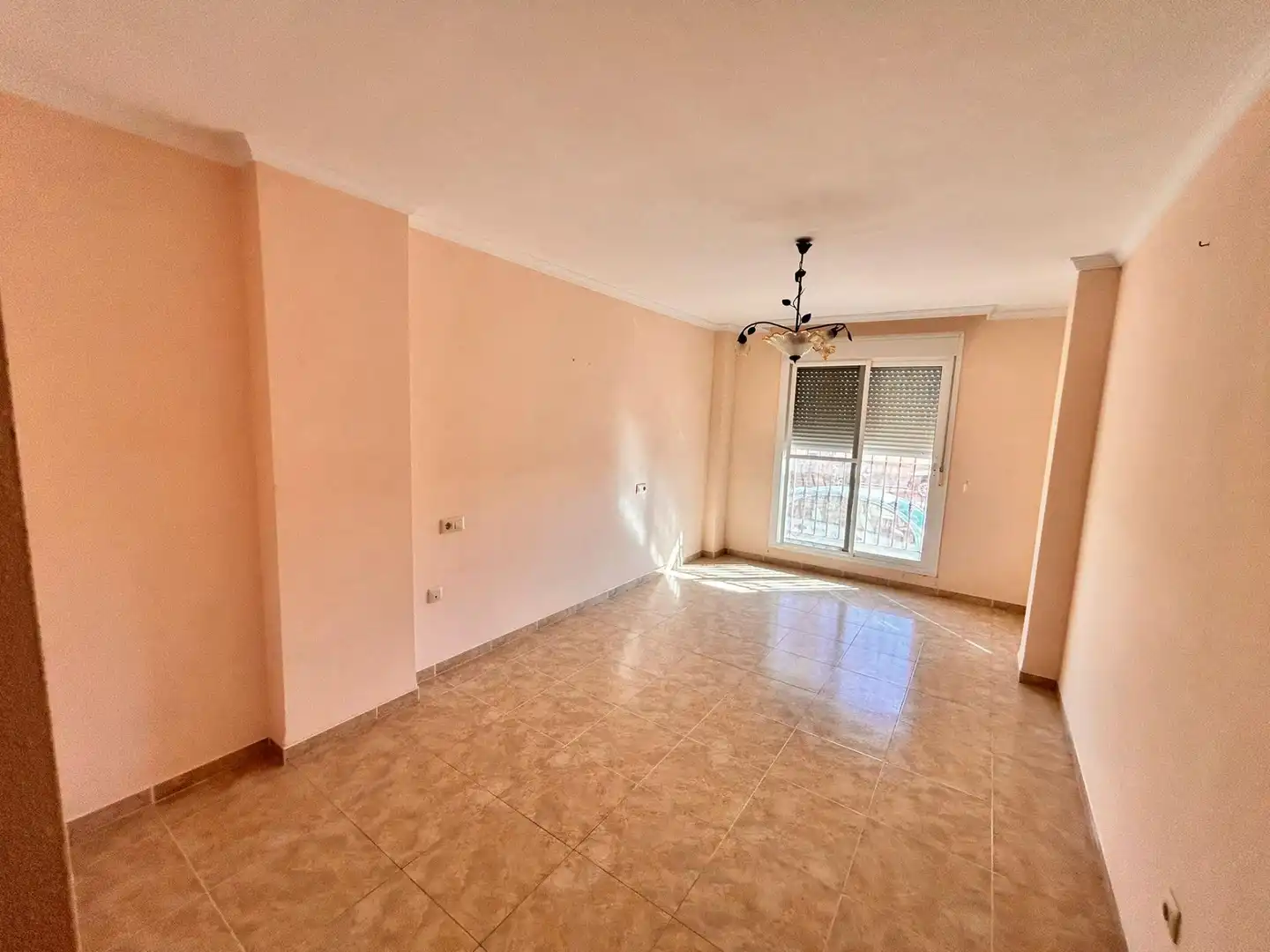 Living room of Flat for sale in Roquetas de Mar