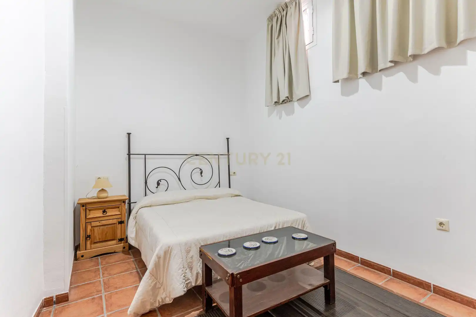 Dormitori de Casa adosada en venda en Ugíjar amb Aire condicionat, Forn i Rentadora