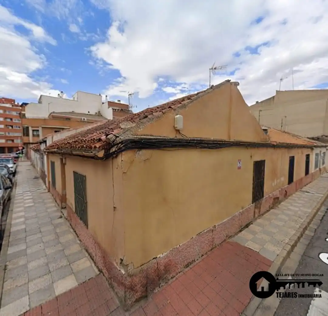 Vista exterior de Casa o xalet en venda en Albacete