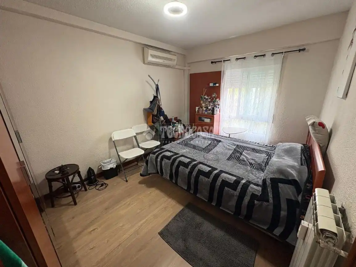 Dormitori de Pis en venda en Móstoles amb Aire condicionat, Calefacció i Terrassa