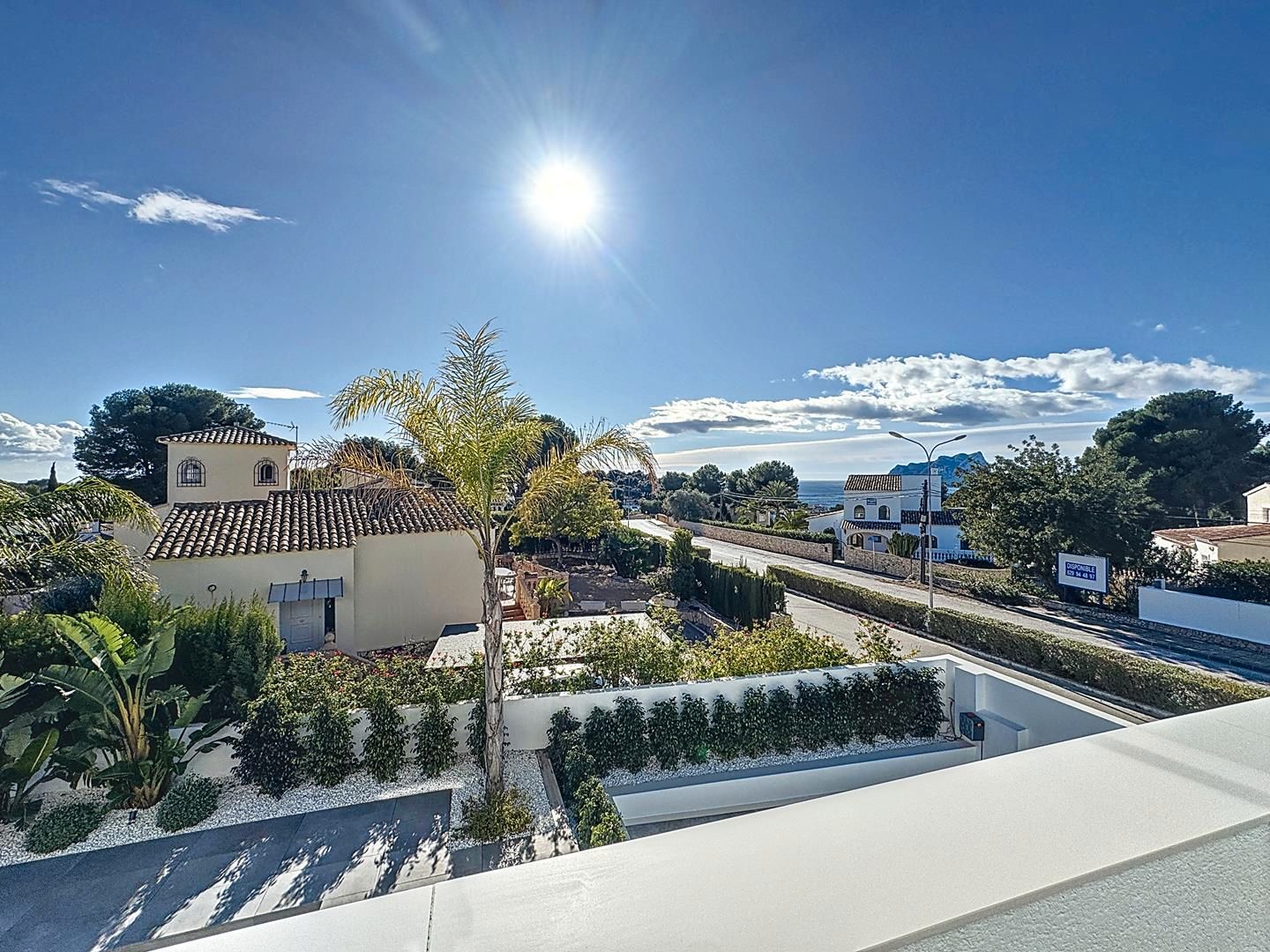 Vista exterior de Casa o xalet en venda en Moraira amb Aire condicionat, Calefacció i Jardí privat