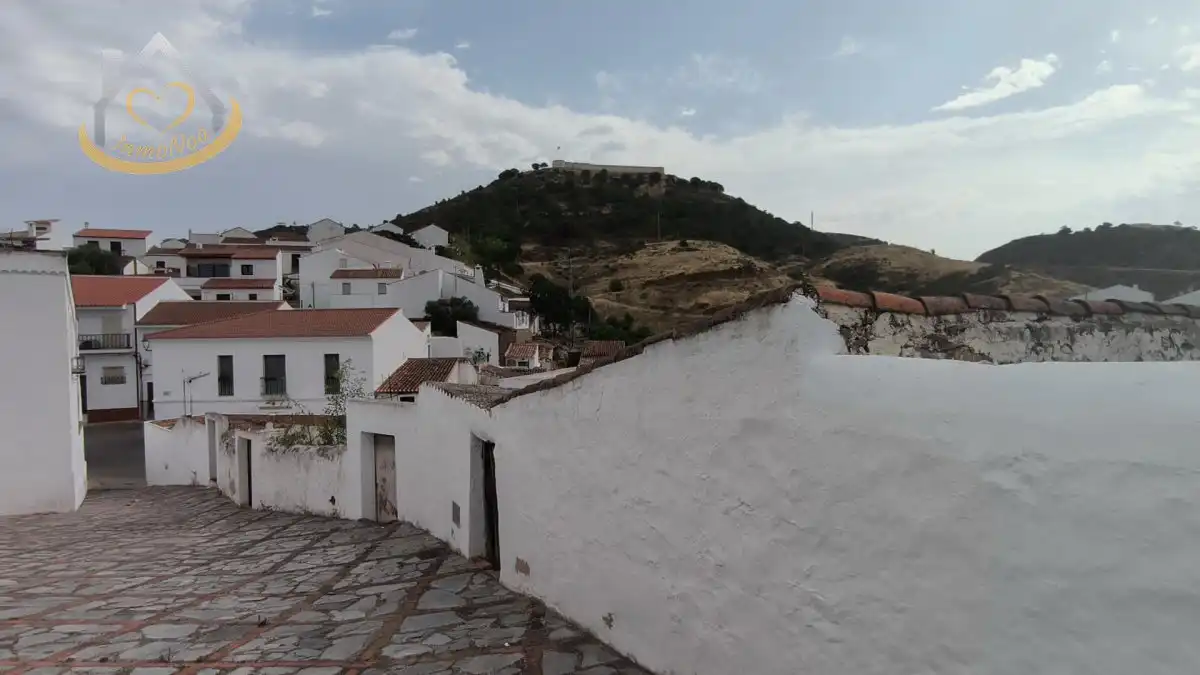 Vista exterior de Casa o xalet en venda en Sanlúcar de Guadiana amb Jardí privat, Terrassa i Moblat