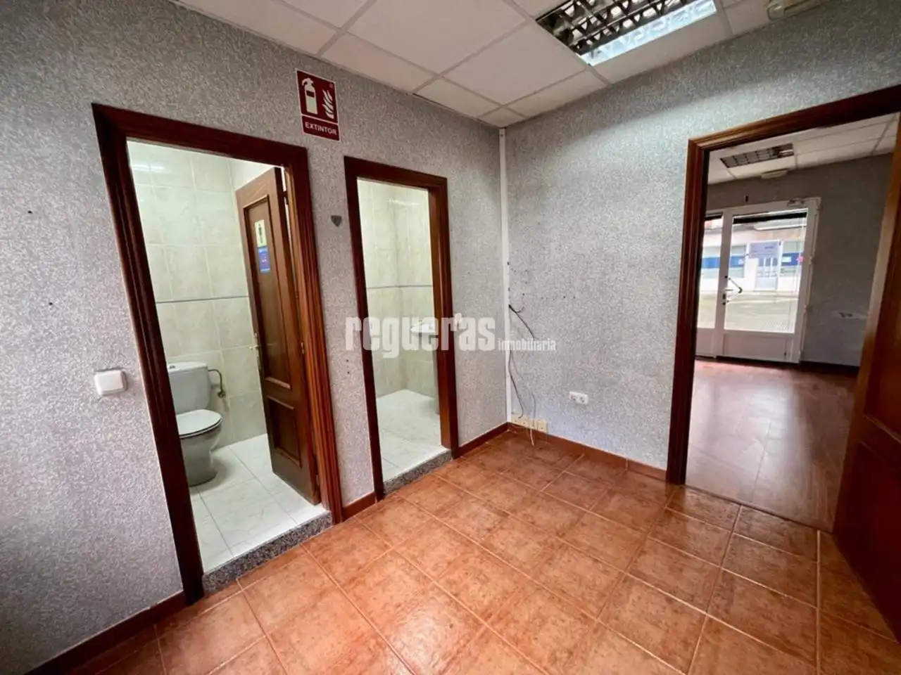 Bany de Oficina en venda en Avilés