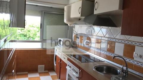 Foto 4 de Piso de alquiler en Sta. Aurelia - Cantábrico - Atlàntico - La Romería,  Sevilla Capital