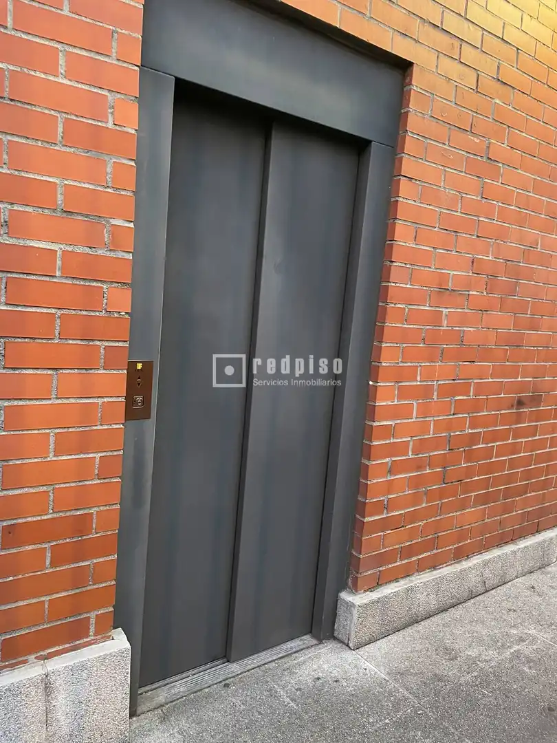 Parking de Garaje en venta en Madrid