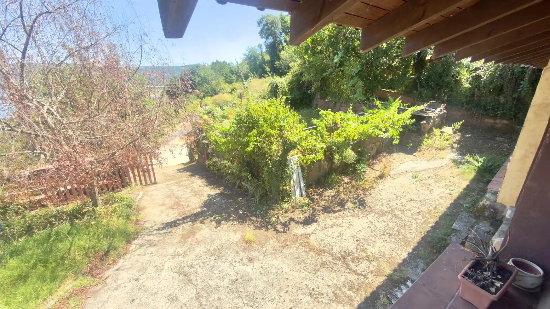 Jardí de Finca rústica en venda en Castrelo de Miño amb Jardí privat, Terrassa i Moblat