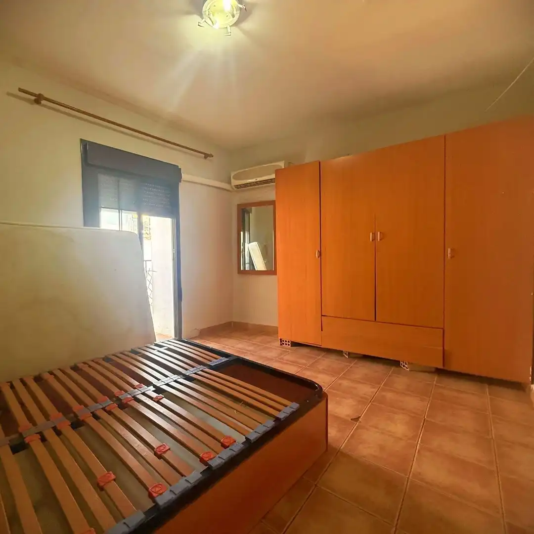 Habitación de Casa adosada en venta en Alameda
