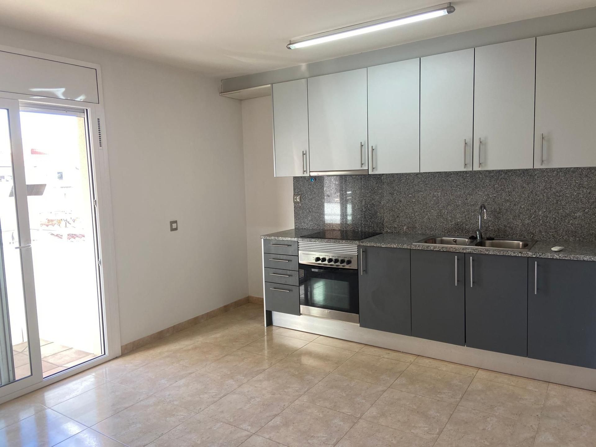 Loft to rent in Calle MIGUEL DE CERVANTES, Veïnat