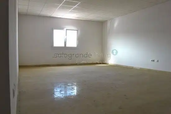 Oficina en venta en Sotogrande con Calefacción