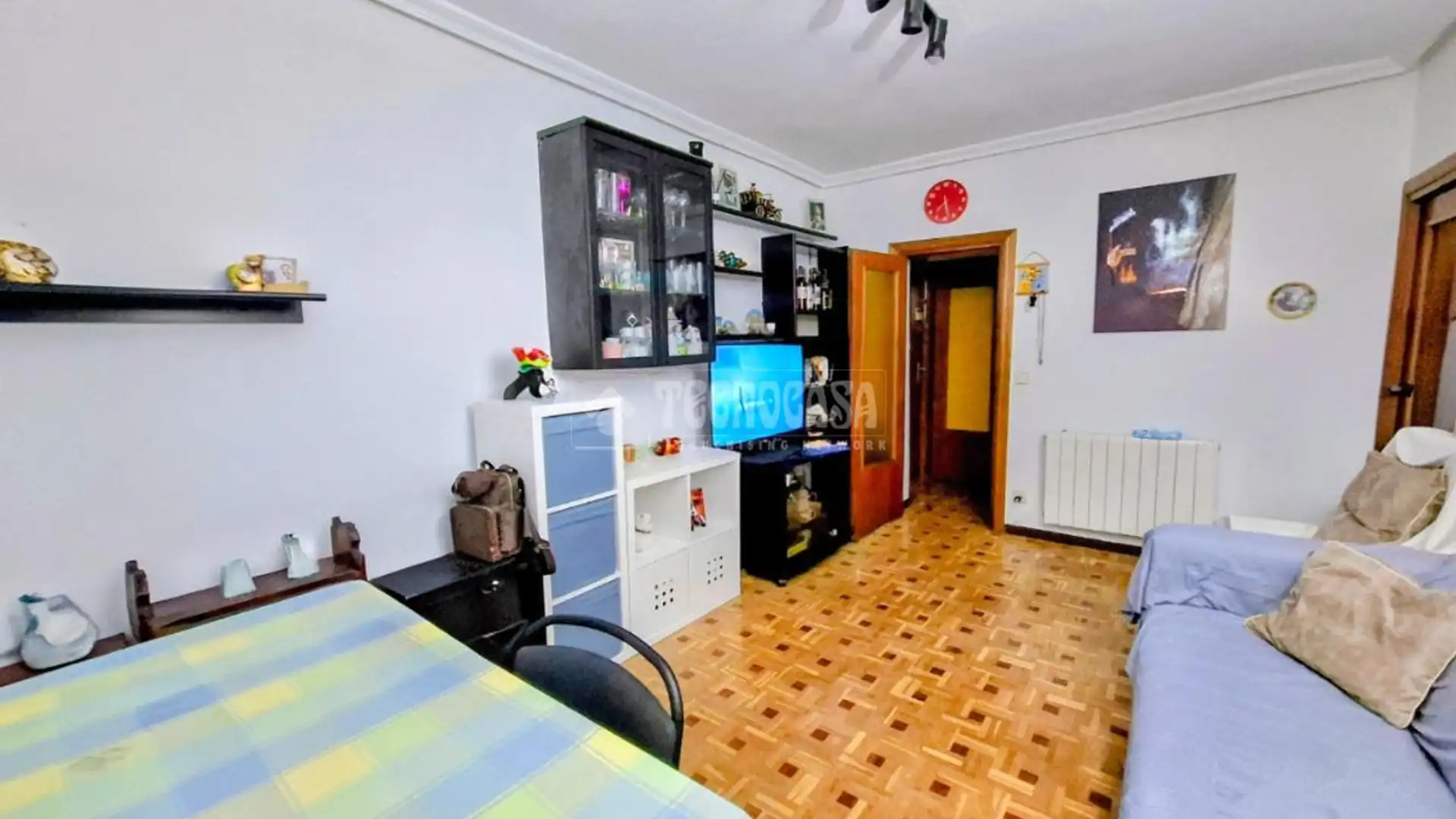 Sala de estar de Piso en venta en  Madrid Capital con Calefacción y Terraza