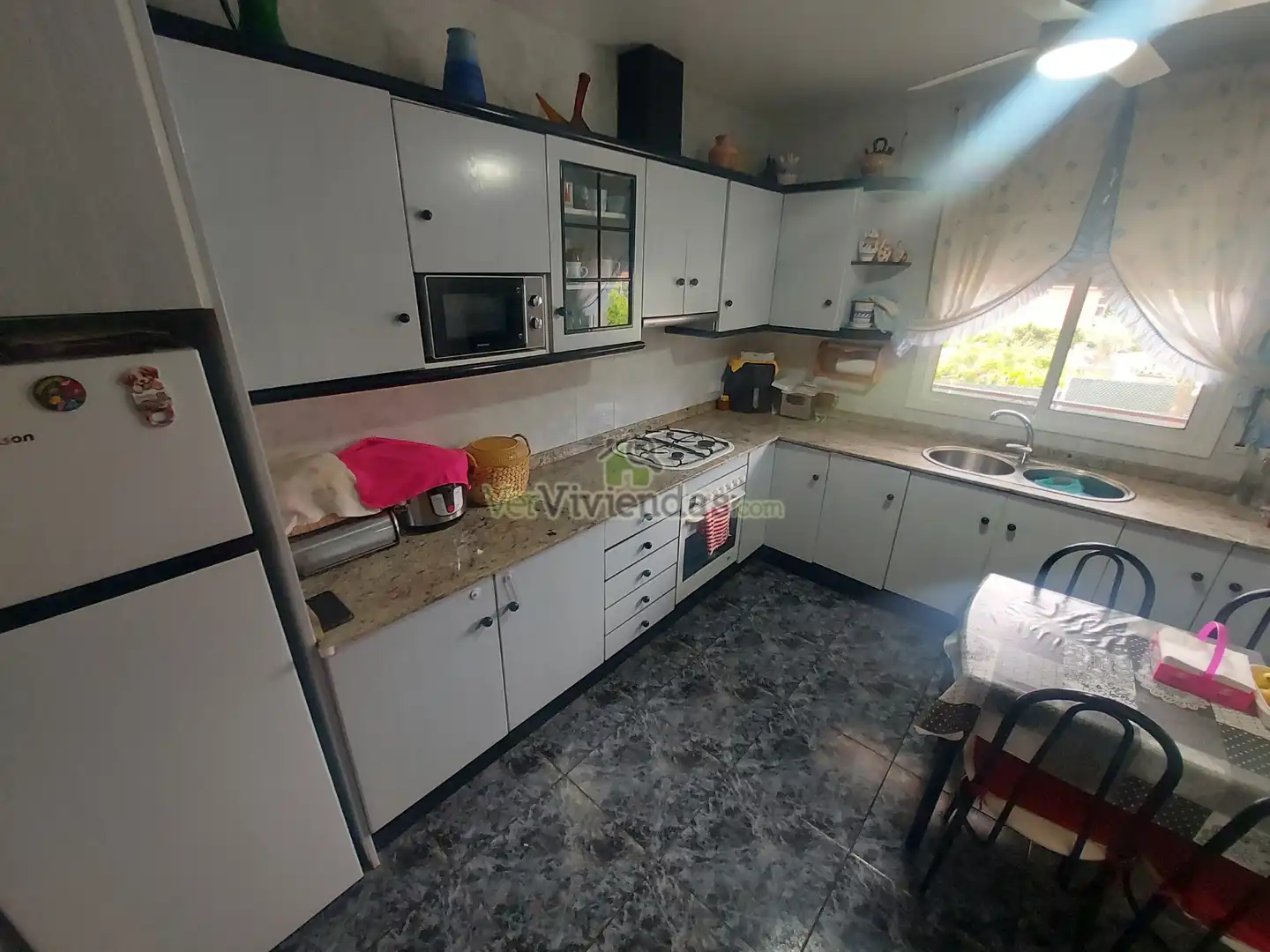 Kitchen of Houses for sale in Sant Vicenç Dels Horts  with Air Conditioner, Heating and Private garden