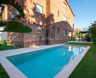 Piscina de Casa o xalet en venda en El Masnou amb Aire condicionat, Calefacció i Jardí privat