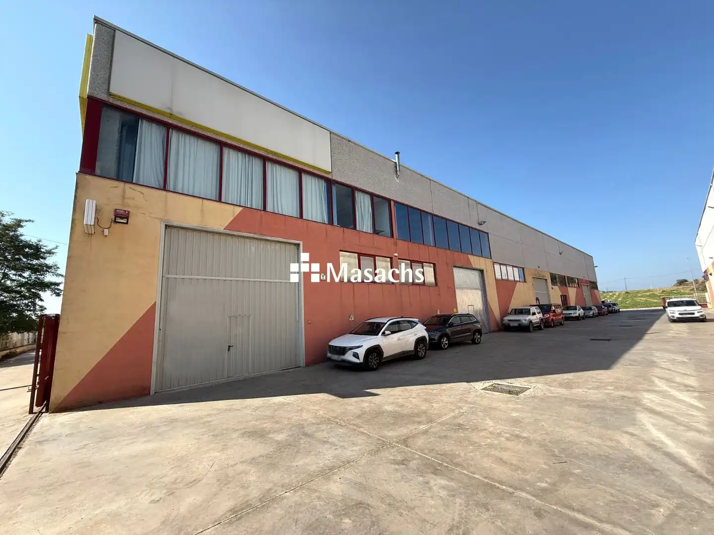 Vista exterior de Nau industrial en venda en Navàs
