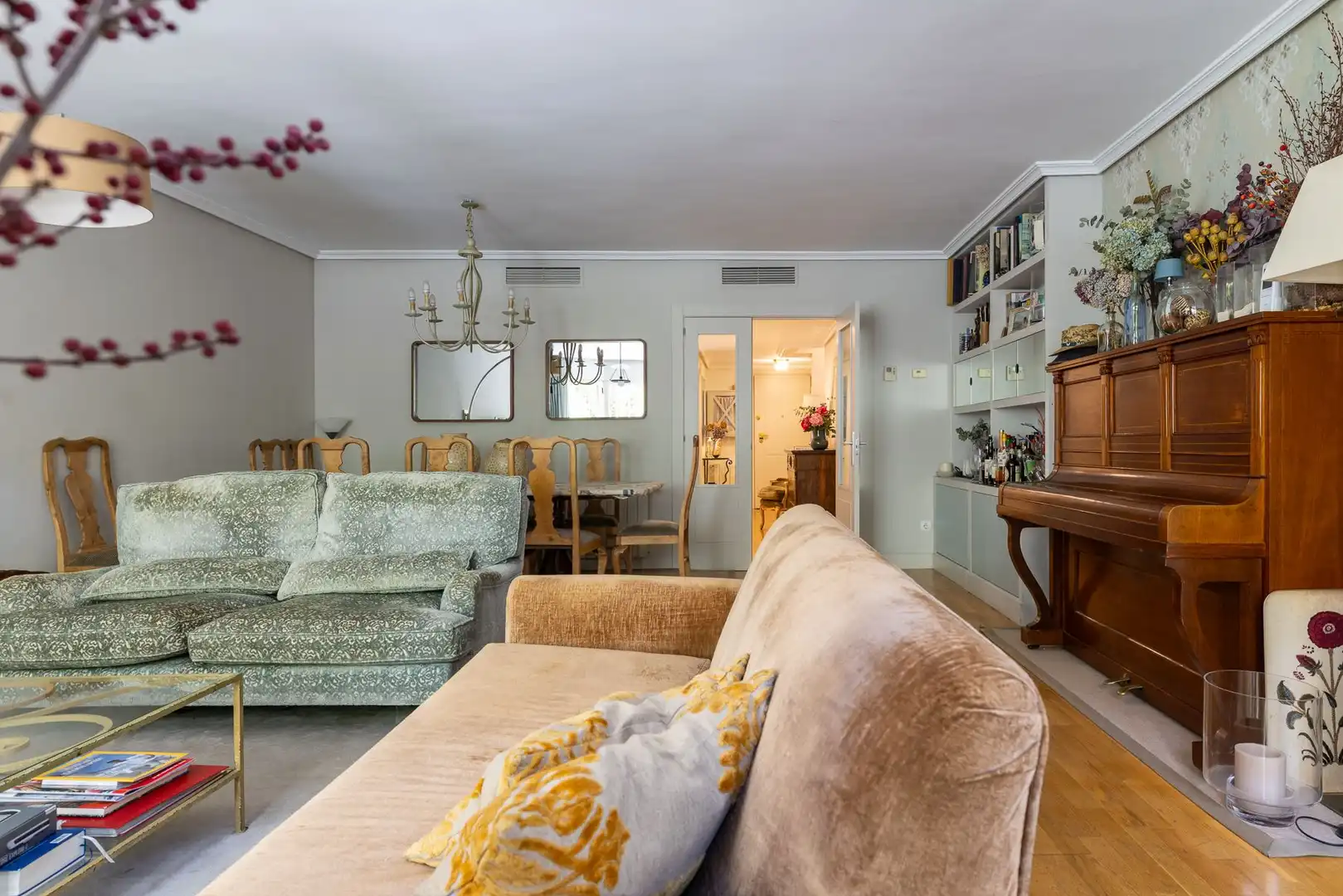 Sala de estar de Casa adosada en venta en Madrid con Aire acondicionado, Calefacción y Terraza