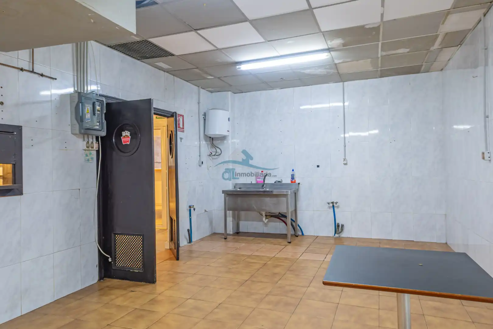 Kitchen of Commercial properties for rent in Linares  with Air Conditioner