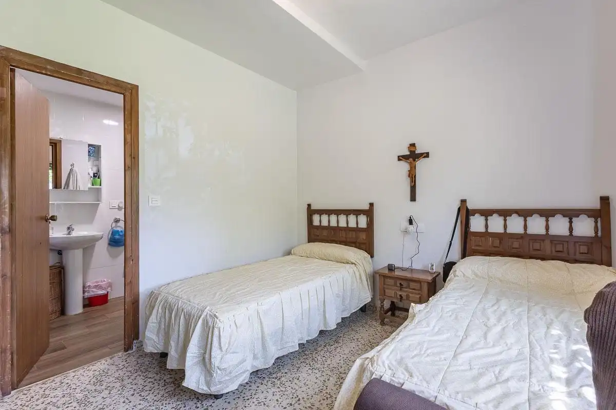 Dormitori de Casa o xalet en venda en Dílar amb Jardí privat, Terrassa i Traster