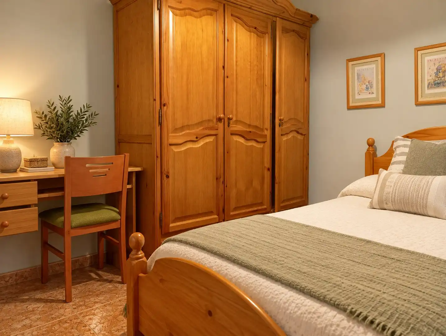 Bedroom of Houses for sale in Torrenueva Costa, Granada