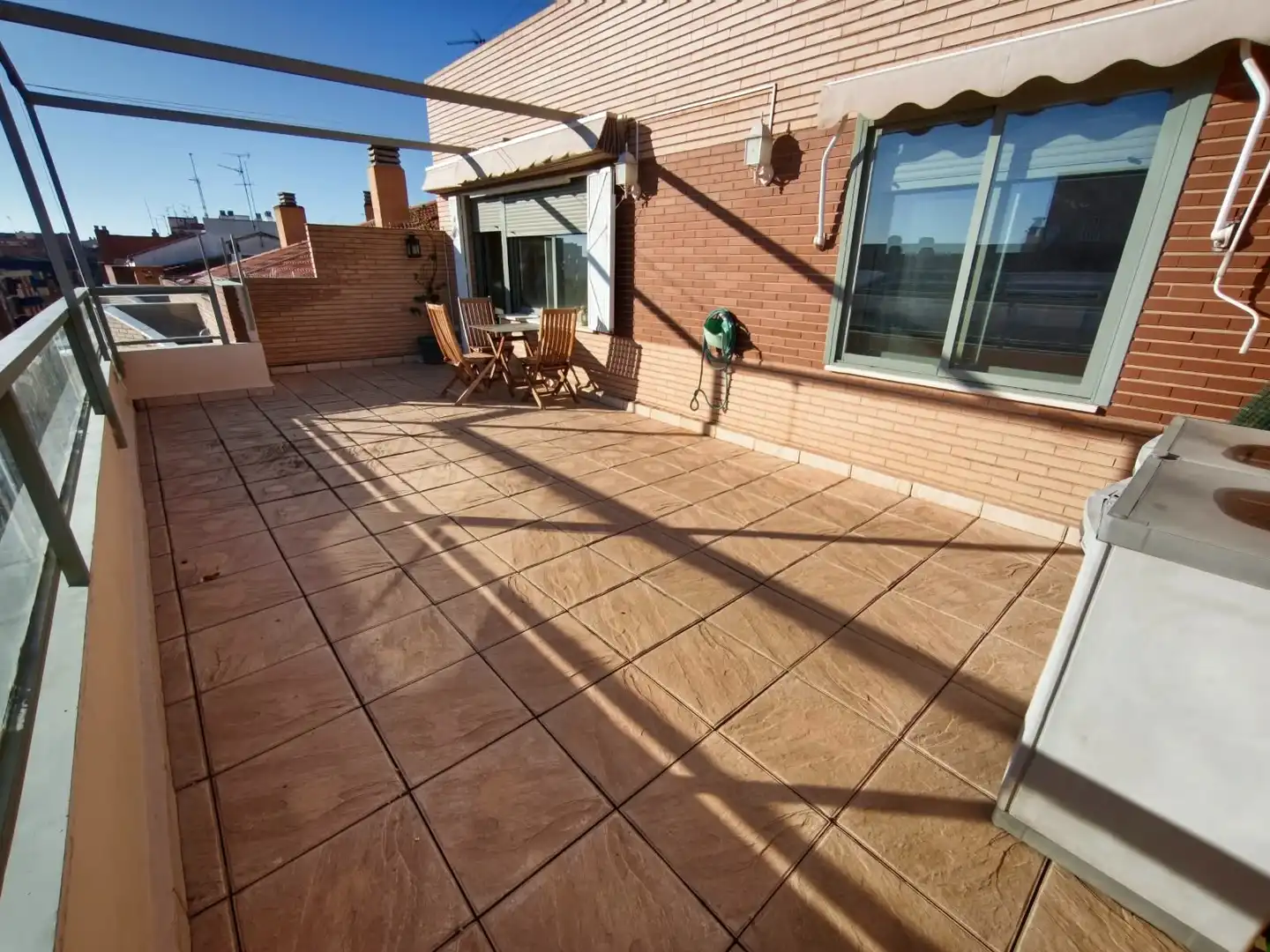 Terrasse von Dachboden zur Miete in Feria