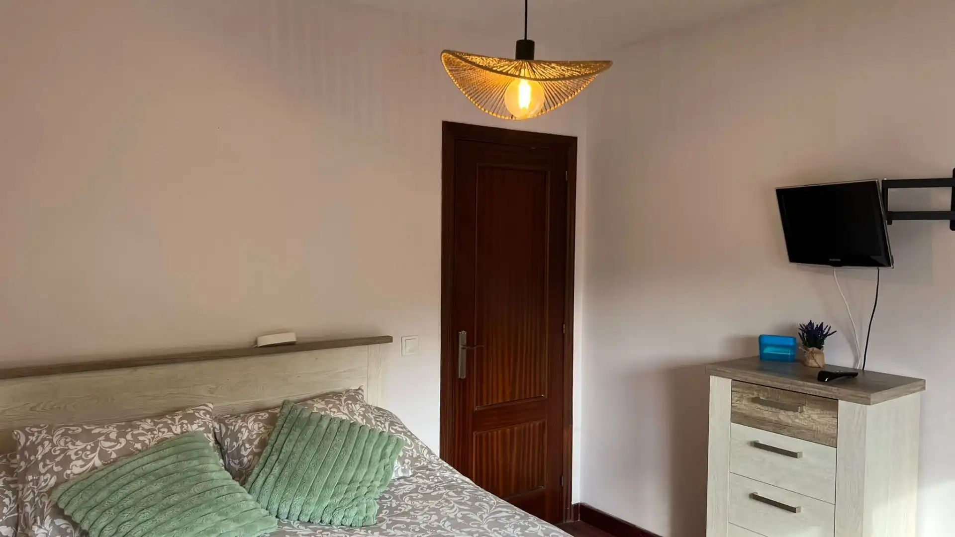 Bedroom of Flat for sale in Cangas de Onís, Asturias