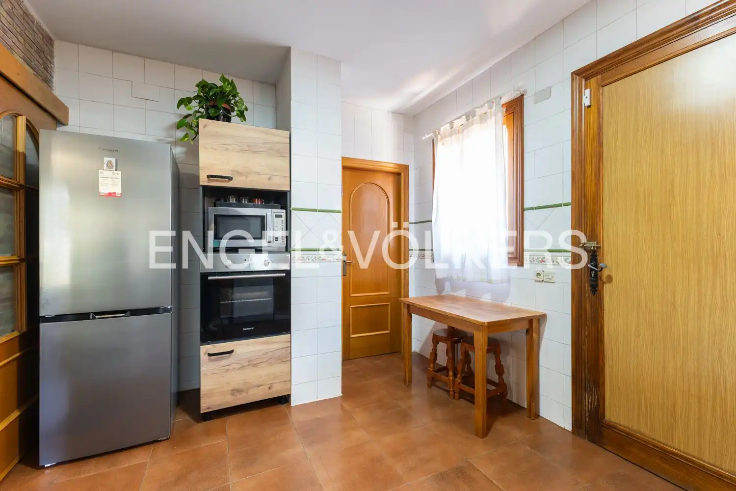Cocina de Casa o chalet en venta en Paterna con Aire acondicionado, Calefacción y Jardín privado